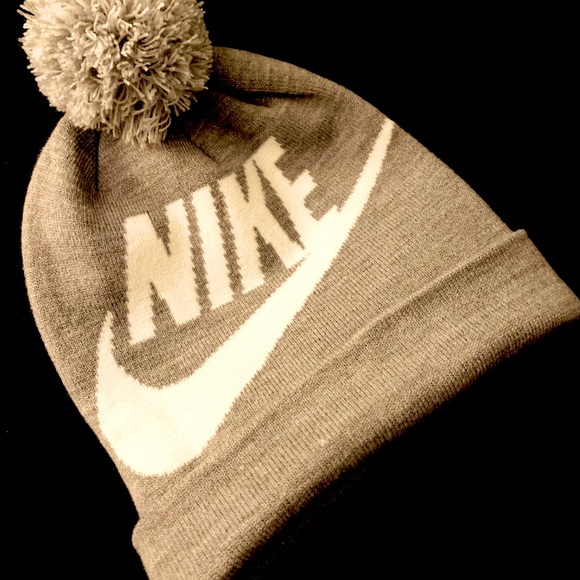 Hat - Picture 3 of 3